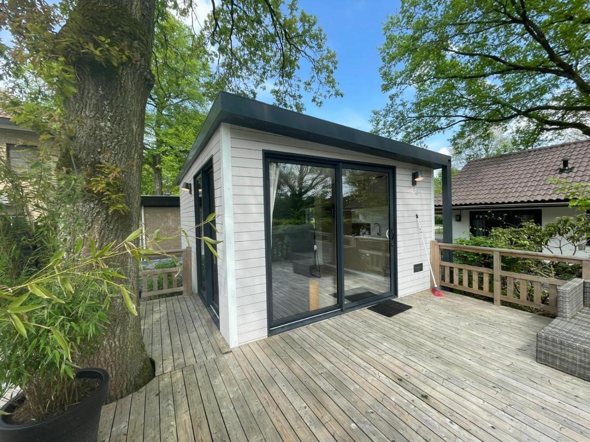 Camping De Vinkenkamp Lieren Exterior foto