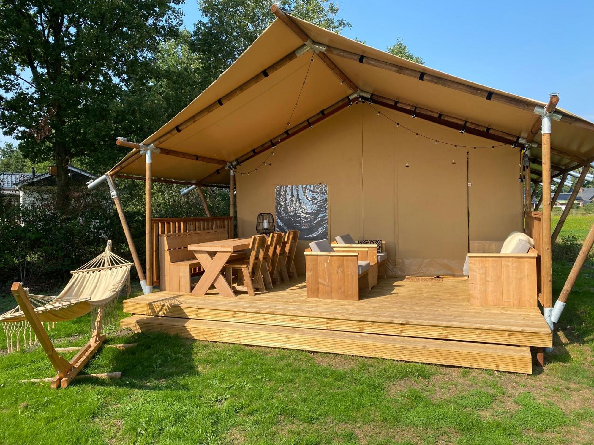 Camping De Vinkenkamp Lieren Exterior foto