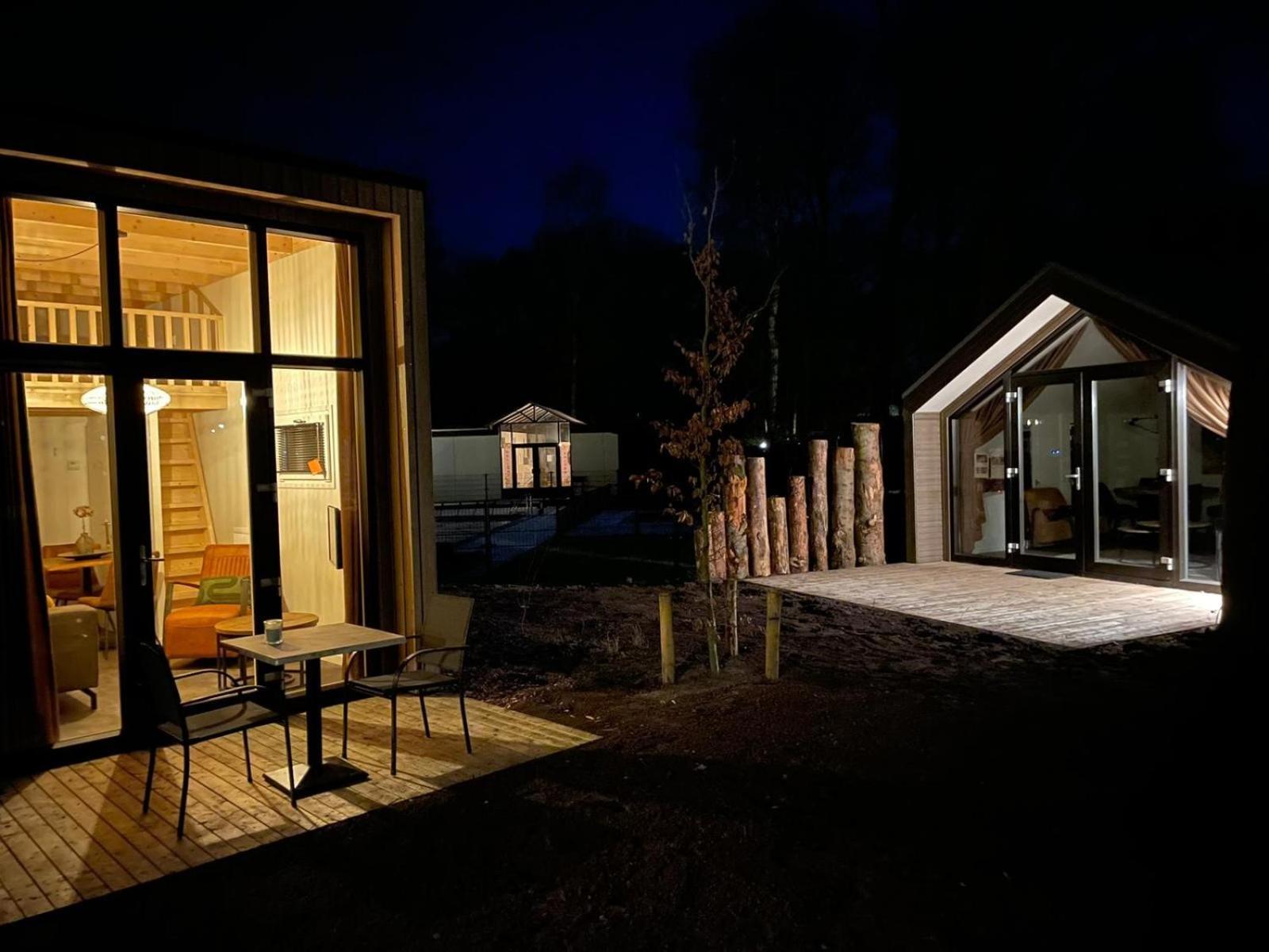 Camping De Vinkenkamp Lieren Zimmer foto