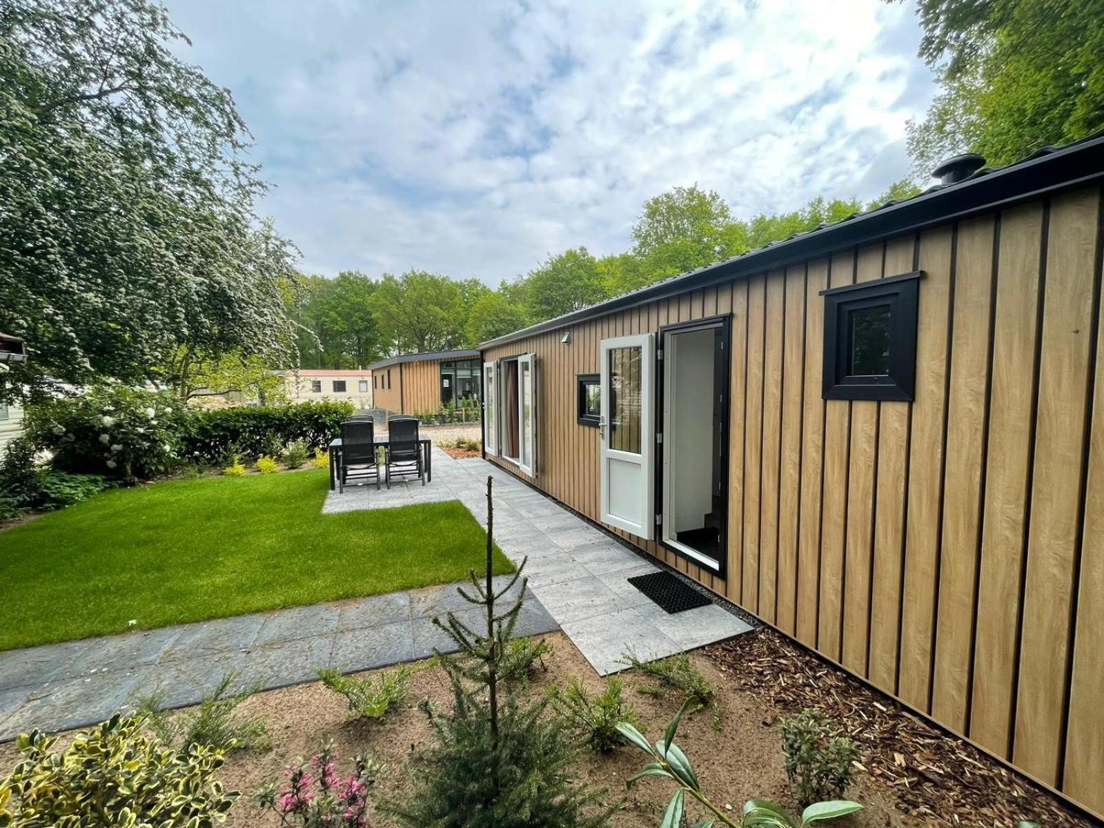 Camping De Vinkenkamp Lieren Exterior foto